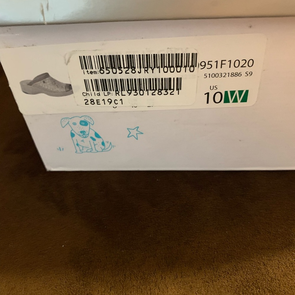 NWB: BZees Sandal with Cloud Technology- 10W Size - Picture 10 of 10